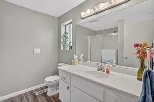 5003 Rogue River, Eagle Point, OR 97524 - Photo 29
