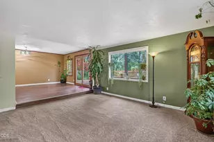 5003 Rogue River, Eagle Point, OR 97524 - Photo 13
