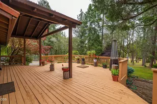 5003 Rogue River, Eagle Point, OR 97524 - Photo 37