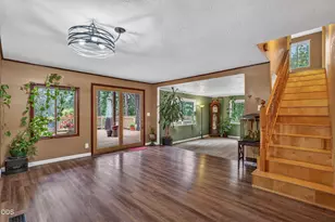 5003 Rogue River, Eagle Point, OR 97524 - Photo 5