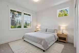 19128 Park Commons Dr, Bend, OR 97703 - Photo 19