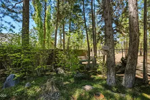 19128 Park Commons Dr, Bend, OR 97703 - Photo 25