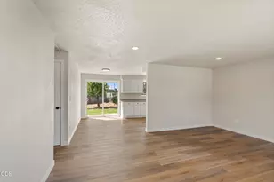 2417 Flanders St, White City, OR 97503 - Photo 9
