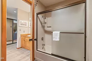 57241 Mashie Ln, Sunriver, OR 97707 - Photo 13