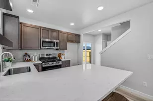 2831 NW Sterling Dr, Redmond, OR 97756 - Photo 7