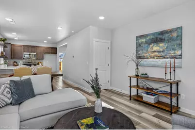 2831 NW Sterling Drive, Redmond, OR 97756 - Photo 9