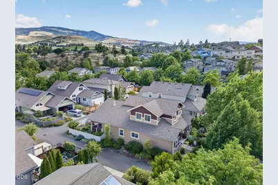 345 Fair Oaks Avenue, Ashland, OR 97520 - Photo 5