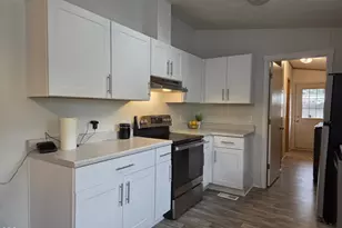 19950 Driftwood Ln, Bend, OR 97702 - Photo 7