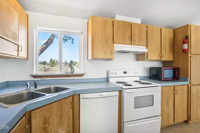 65225 94th Street, Bend, OR 97703 - Photo 13