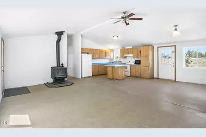 65225 94th Street, Bend, OR 97703 - Photo 9