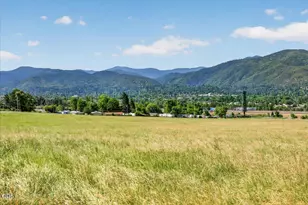 1235 N Mountain Ave, Ashland, OR 97520 - Photo 17