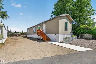 1235 N Mountain Avenue #UNIT 9, Ashland, OR 97520 - Photo 1
