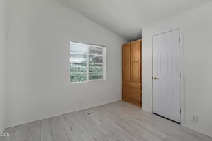 811 NE Paiute Ct, Redmond, OR 97756 - Photo 13
