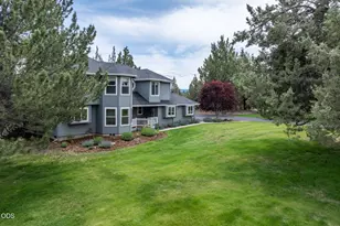 22055 White Peaks Dr, Bend, OR 97702 - Photo 53