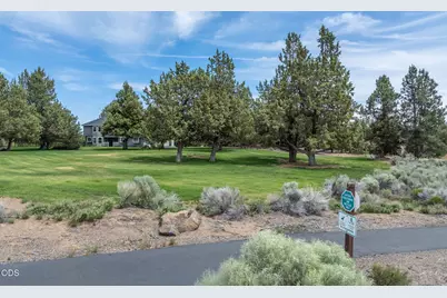 22055 White Peaks Drive, Bend, OR 97702 - Photo 67