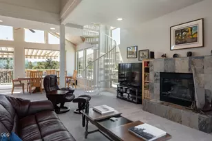 2269 Hawk Owl Ct, Redmond, OR 97756 - Photo 17
