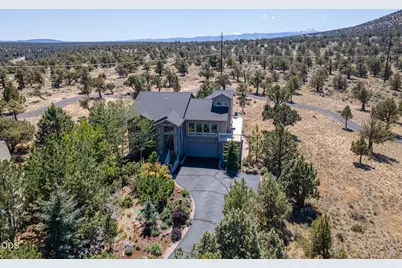2269 Hawk Owl Court, Redmond, OR 97756 - Photo 1