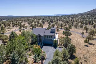2269 Hawk Owl Ct, Redmond, OR 97756 - Photo 1