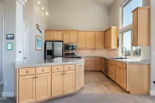 2269 Hawk Owl Ct, Redmond, OR 97756 - Photo 11