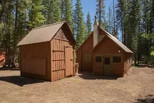 39 Diamond Lake Loop, Chemult, OR 97731 - Photo 3