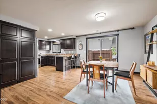 1531 NW 10th St, Bend, OR 97703 - Photo 9