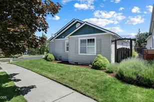 20535 Sunderland Way, Bend, OR 97701 - Photo 3