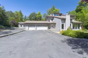 235 Glenoak Ln, Grants Pass, OR 97526 - Photo 51