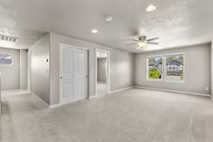 60919 SE Sweet Pea Dr, Bend, OR 97702 - Photo 21
