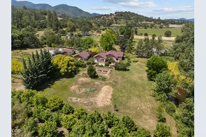 255 Carmen Road, Talent, OR 97540 - Photo 41