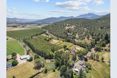 255 Carmen Road, Talent, OR 97540 - Photo 51
