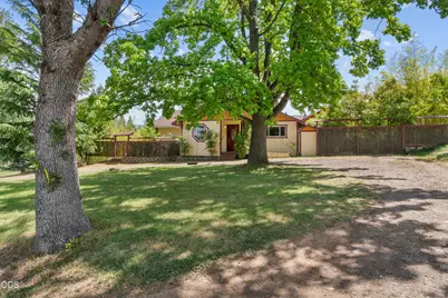 255 Carmen Road, Talent, OR 97540 - Photo 33