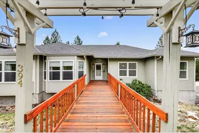 394 Pinetop Terrace, Shady Cove, OR 97539 - Photo 3