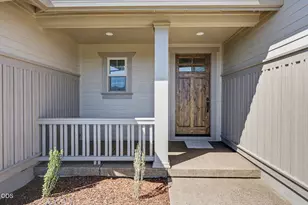 4019 Sunleaf Ave, Medford, OR 97504 - Photo 3