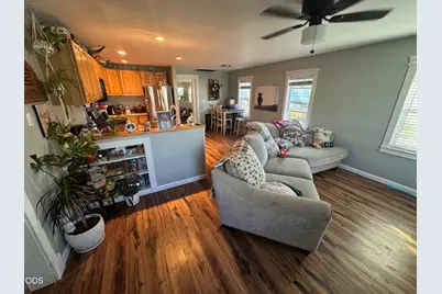 4710 Hilyard Avenue, Klamath Falls, OR 97603 - Photo 5