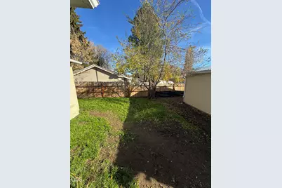 4710 Hilyard Avenue, Klamath Falls, OR 97603 - Photo 21