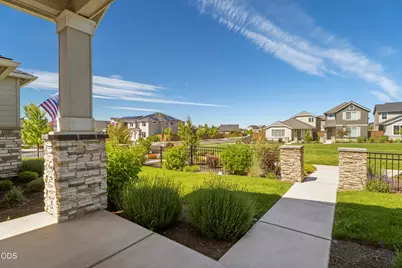 3757 NE Petrosa Avenue, Bend, OR 97701 - Photo 3