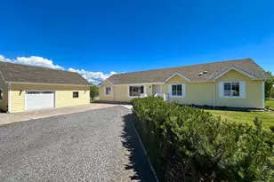 34015 Pine Cone Pl, Chiloquin, OR 97624 - Photo 3