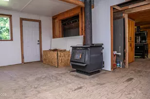 8245 Jumpoff Joe Creek Rd, Grants Pass, OR 97526 - Photo 15