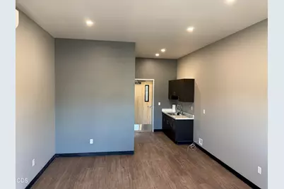 2016 Commerce Drive, Medford, OR 97504 - Photo 7