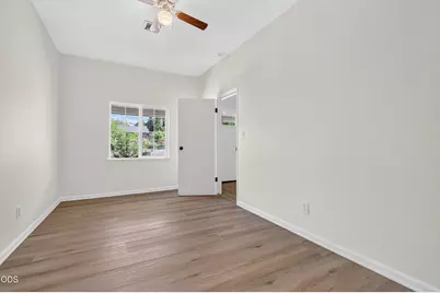 502 S B Street, Phoenix, OR 97535 - Photo 13