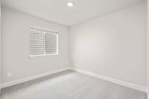 4079 SW Pumice Ave, Redmond, OR 97756 - Photo 13