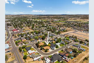 56 SE L Street Loop, Madras, OR 97741 - Photo 7