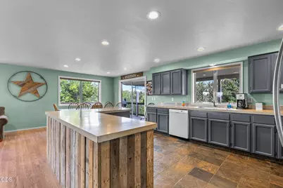 1561 NE Hilltop Lane, Madras, OR 97741 - Photo 5