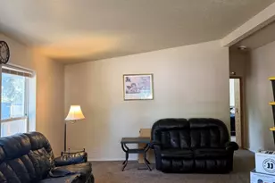 19907 Lynx Ln, Bend, OR 97702 - Photo 3