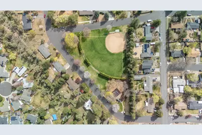 1382 NE Drost Drive, Bend, OR 97701 - Photo 13