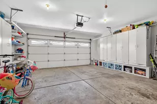 1397 Larson Creek Dr, Medford, OR 97504 - Photo 23