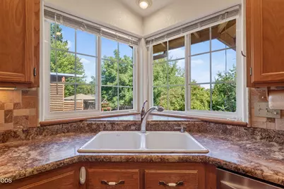 1032 Thelma Way, Grants Pass, OR 97527 - Photo 13
