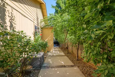 1032 Thelma Way, Grants Pass, OR 97527 - Photo 35