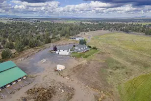 24585 Dodds Rd, Bend, OR 97701 - Photo 87