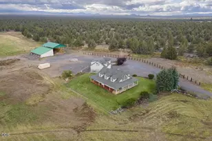 24585 Dodds Rd, Bend, OR 97701 - Photo 93